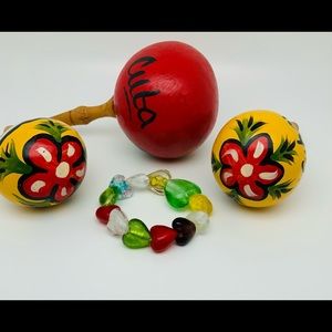 Hand made glass bead bracelet.